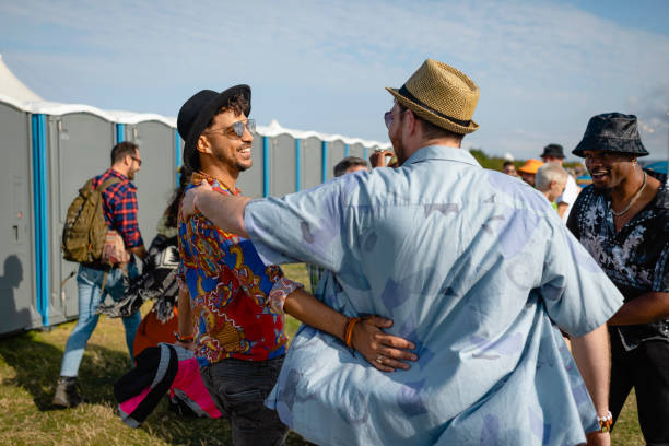 Best Porta potty rental near me  in Iola, WI